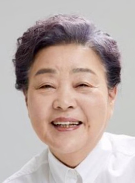 Kang Boo Ja