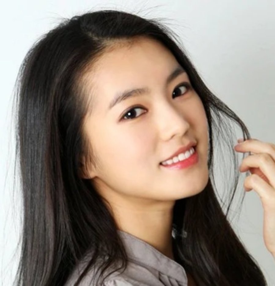 Shin Min Hee