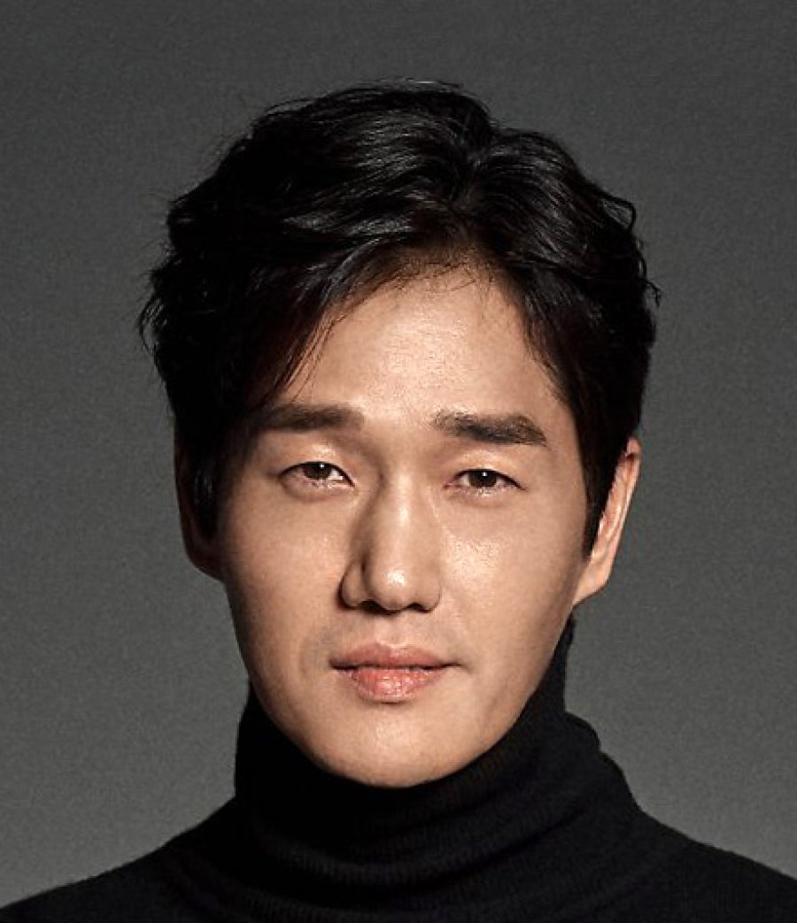 Yoo Ji Tae