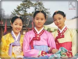 دانلود سریال کره ای ماه در آغوش آفتاب 2012 Moon Embracing the Sun