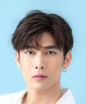 Mew Suppasit Jongcheveevat